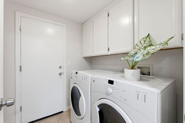 945 Oak Park, Morgan Hill, CA 95037