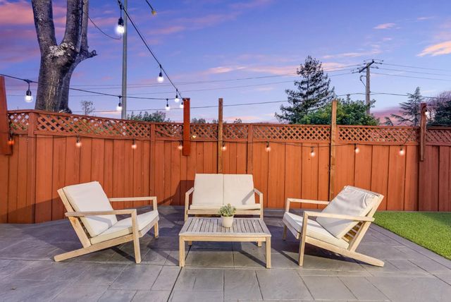 945 Oak Park, Morgan Hill, CA 95037