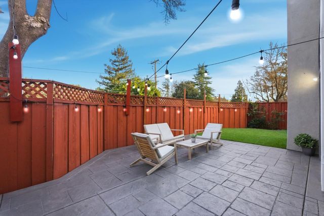 945 Oak Park, Morgan Hill, CA 95037