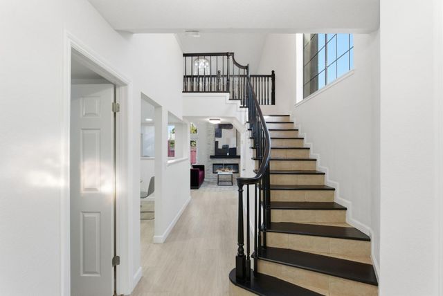 945 Oak Park, Morgan Hill, CA 95037