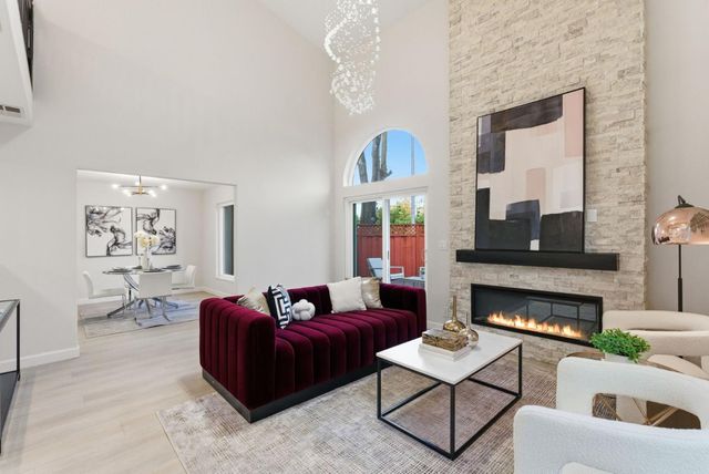 945 Oak Park, Morgan Hill, CA 95037