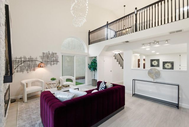 945 Oak Park, Morgan Hill, CA 95037