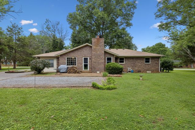 114 Paschal Dr, Murfreesboro, TN 37128