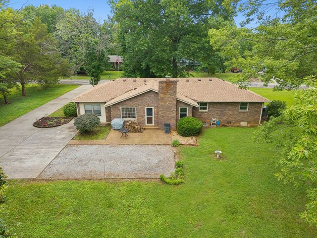 114 Paschal Dr, Murfreesboro, TN 37128