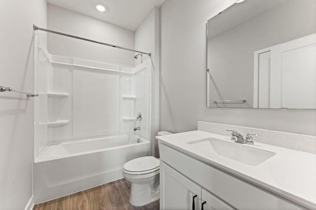 17069 Draper Way, Lakeville, MN 55044