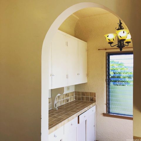 3916 Sierra Drive, Honolulu, HI 96816