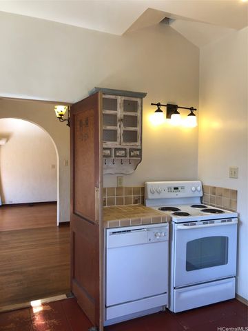 3916 Sierra Drive, Honolulu, HI 96816