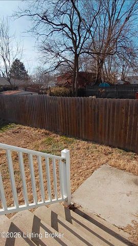 2414 Landrum Ave, Louisville, KY 40216