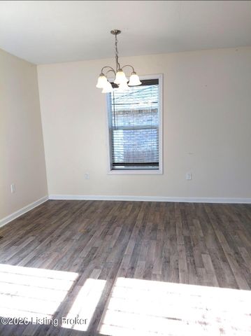 2414 Landrum Ave, Louisville, KY 40216