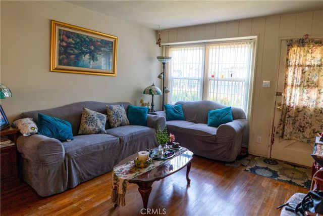 6030 Coldwater Canyon, North Hollywood, CA 91606