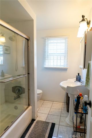 6030 Coldwater Canyon, North Hollywood, CA 91606