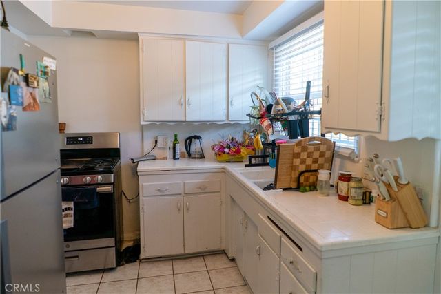 6030 Coldwater Canyon, North Hollywood, CA 91606
