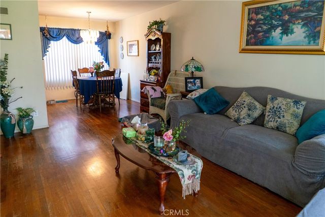 6030 Coldwater Canyon, North Hollywood, CA 91606