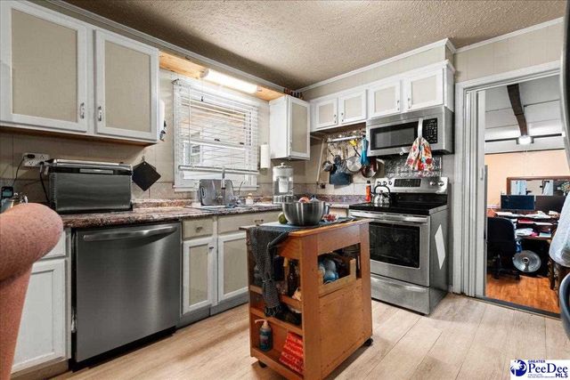 1774 Williamsburg Circle, Florence, SC 29506