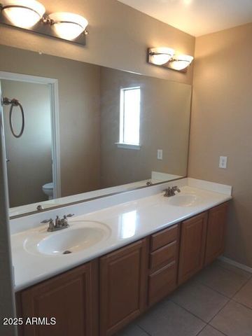 3826 E Yeager Drive, Gilbert, AZ 85295