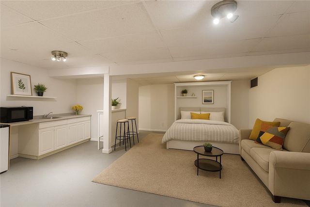 56 Pleasant View Avenue, Smithfield, RI 02828