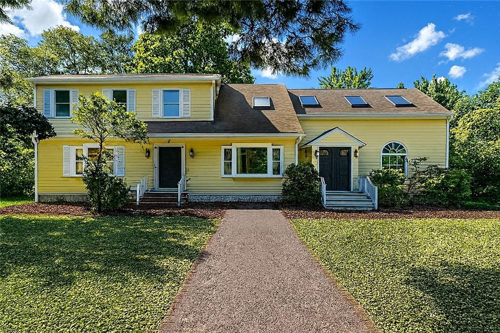 56 Pleasant View Avenue, Smithfield, RI 02828