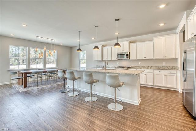 9189 Daydreamer CT, Toano, VA 23168