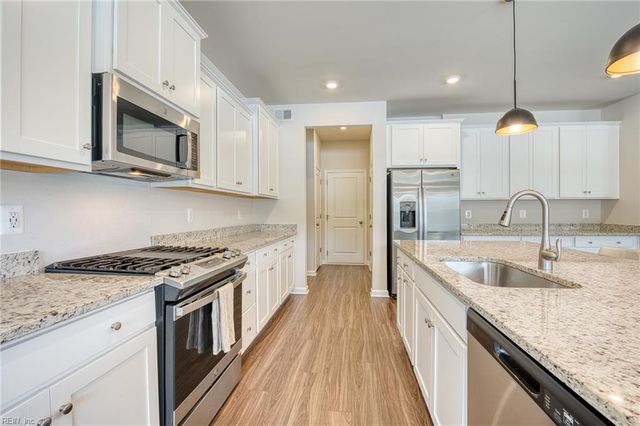 9189 Daydreamer CT, Toano, VA 23168