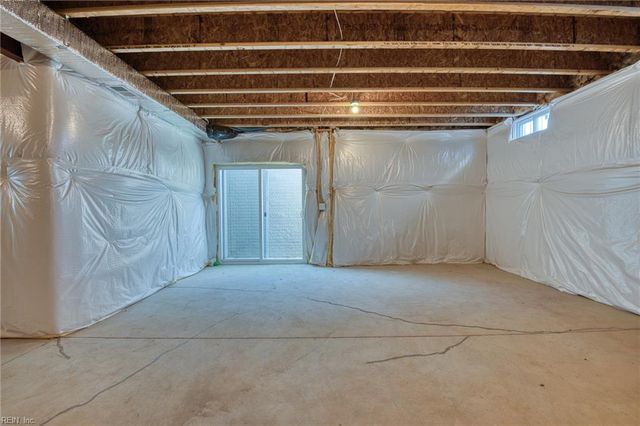 9189 Daydreamer CT, Toano, VA 23168