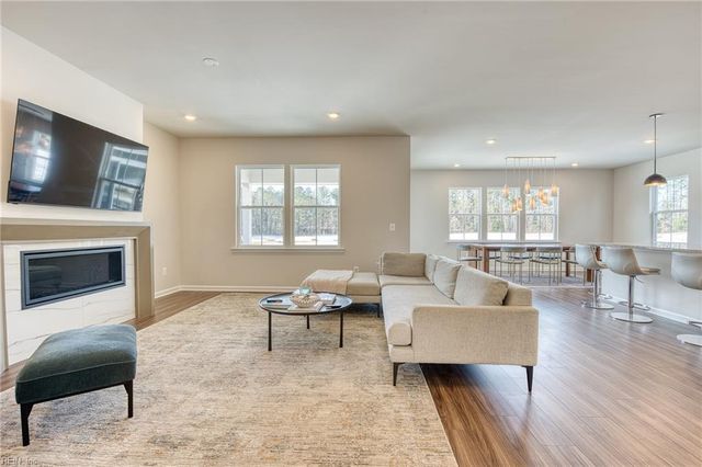 9189 Daydreamer CT, Toano, VA 23168