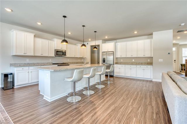 9189 Daydreamer CT, Toano, VA 23168