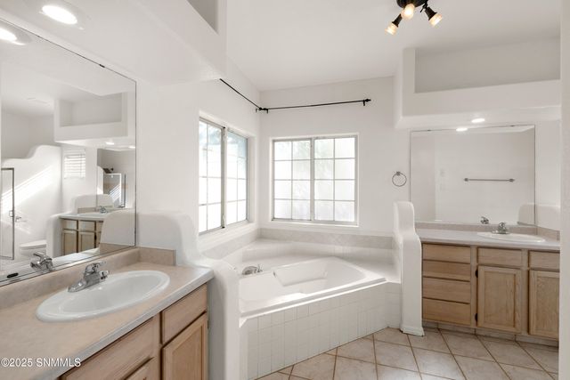 4475 Los Arboles Drive, Las Cruces, NM 88011