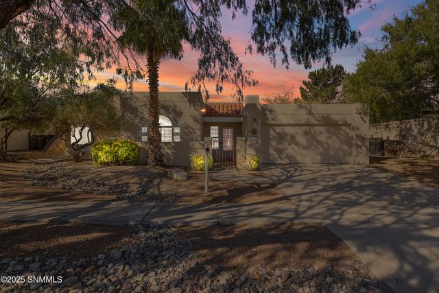 4475 Los Arboles Drive, Las Cruces, NM 88011