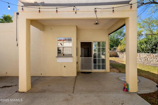 4475 Los Arboles Drive, Las Cruces, NM 88011