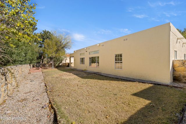 4475 Los Arboles Drive, Las Cruces, NM 88011