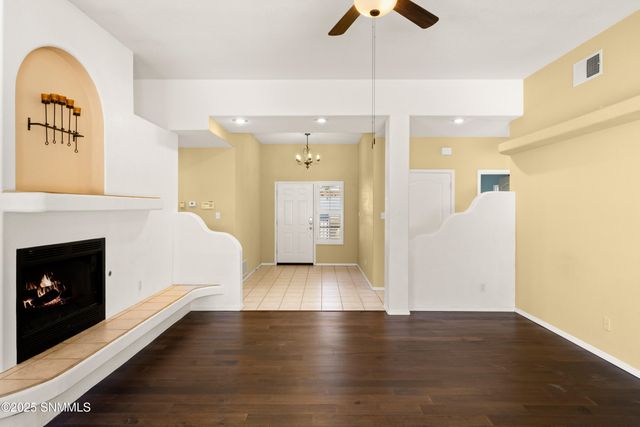 4475 Los Arboles Drive, Las Cruces, NM 88011