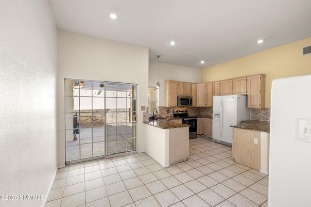 4475 Los Arboles Drive, Las Cruces, NM 88011