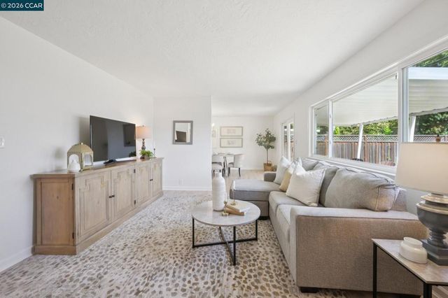 8356 Davona Drive, Dublin, CA 94568