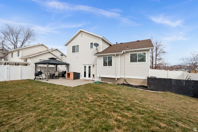 5884 S IMPRESSIONS DR, Salt Lake City, UT 84118