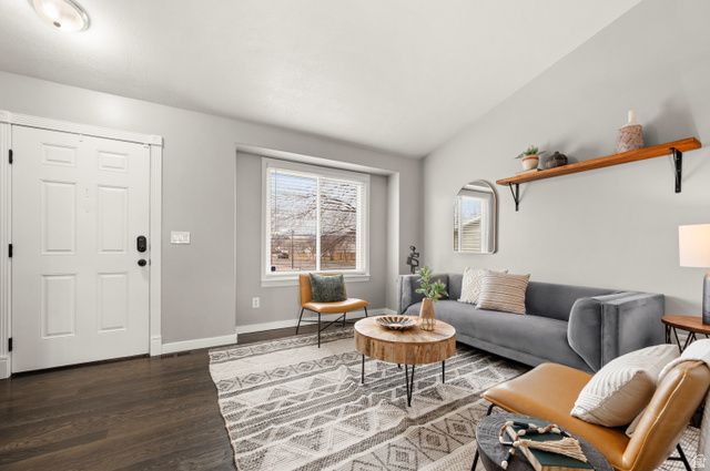 5884 S IMPRESSIONS DR, Salt Lake City, UT 84118