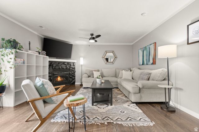 5884 S IMPRESSIONS DR, Salt Lake City, UT 84118