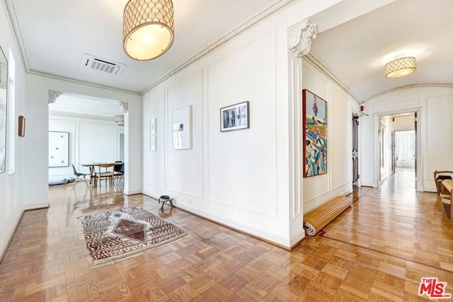 450 N Rossmore Avenue 1002, Los Angeles, CA 90004