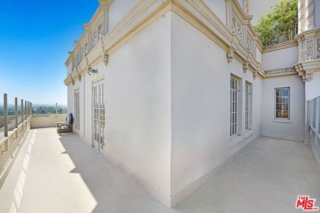 450 N Rossmore Avenue 1002, Los Angeles, CA 90004