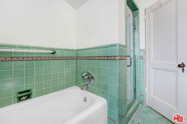 450 N Rossmore Avenue 1002, Los Angeles, CA 90004