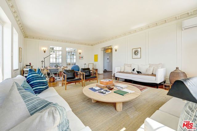450 N Rossmore Avenue 1002, Los Angeles, CA 90004