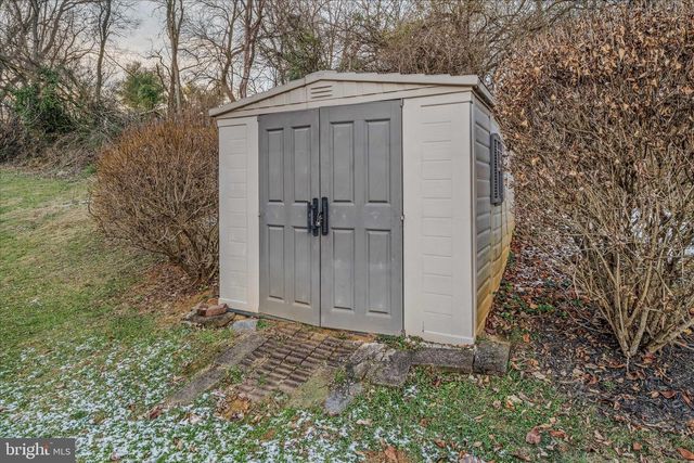 1707 MEMORIAL PARK AVE, Martinsburg, WV 25401