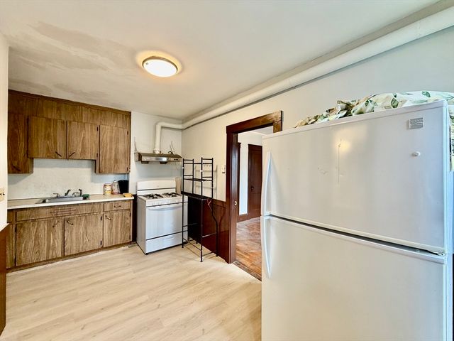 162 South St 1L, Quincy, MA 02169