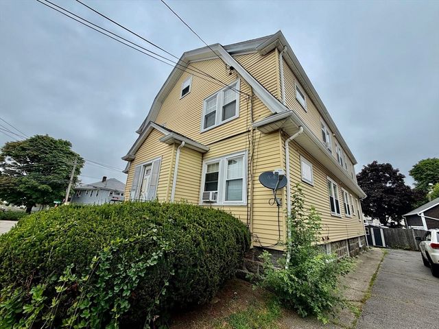 162 South St 1L, Quincy, MA 02169