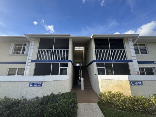 1526 SE Royal Green Circle 204, Port St Lucie, FL 34952