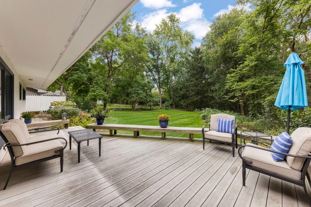 60 Golden Larch Court, Naperville, IL 60540