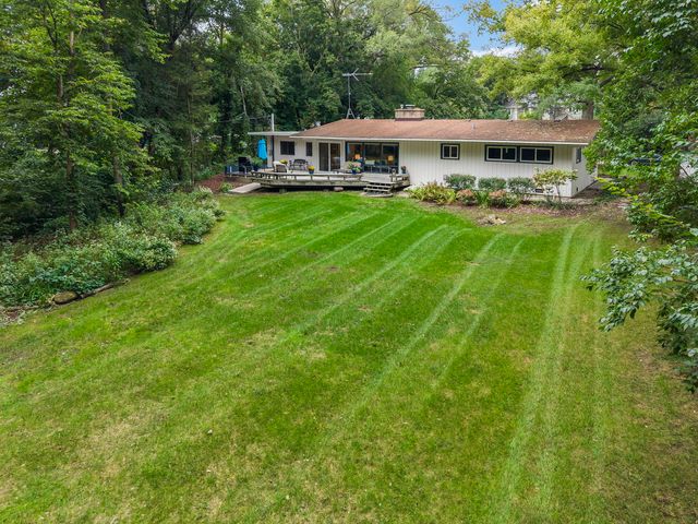 60 Golden Larch Court, Naperville, IL 60540