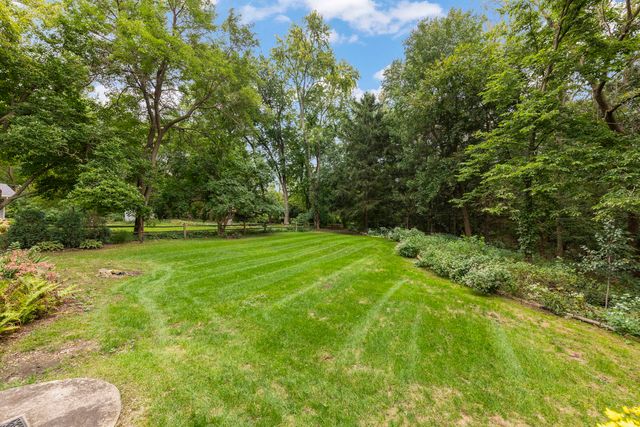 60 Golden Larch Court, Naperville, IL 60540