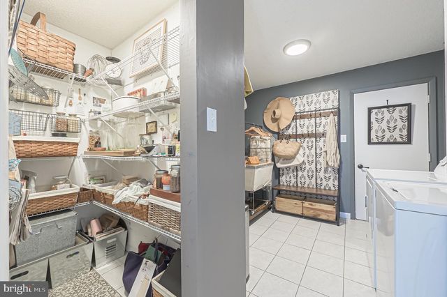 520 S 8TH AVE, Galloway Twp, NJ 08205