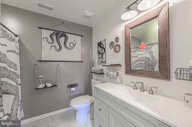 520 S 8TH AVE, Galloway Twp, NJ 08205