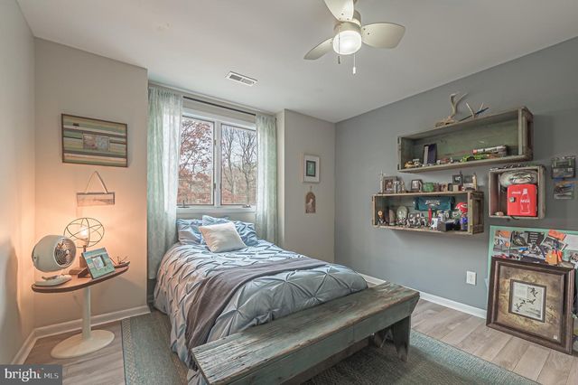 520 S 8TH AVE, Galloway Twp, NJ 08205